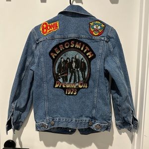 ROCKIN STREET WEAR DENIM JACKET WITH BAND PATCHES